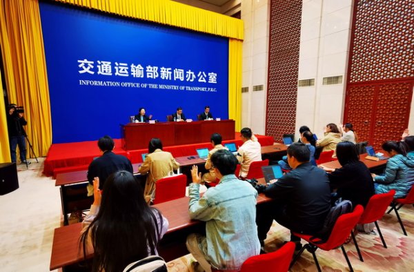 捷希源配资 “五一”假期免费通行时间确定，交通运输部四项提示