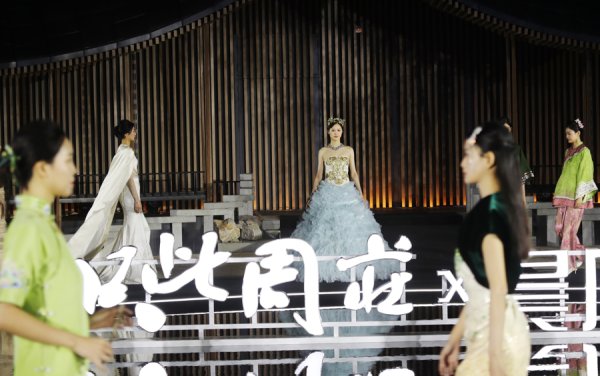 永旺配资 诠释江南文化深邃底蕴！《只此周庄》焕新展演开启传统与未来的诗意对话