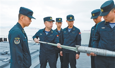 胜亿配资  最美新时代革命军人风采丨精武强能向深蓝